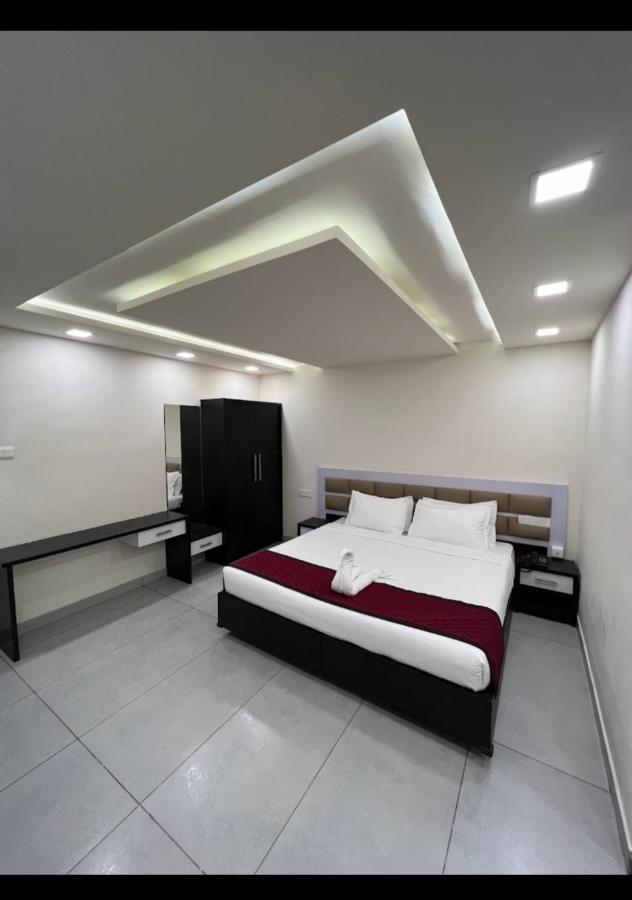 Clarks Inn Express ,Sirkazhi Dış mekan fotoğraf