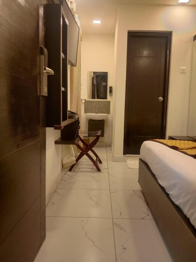 Clarks Inn Express ,Sirkazhi Dış mekan fotoğraf